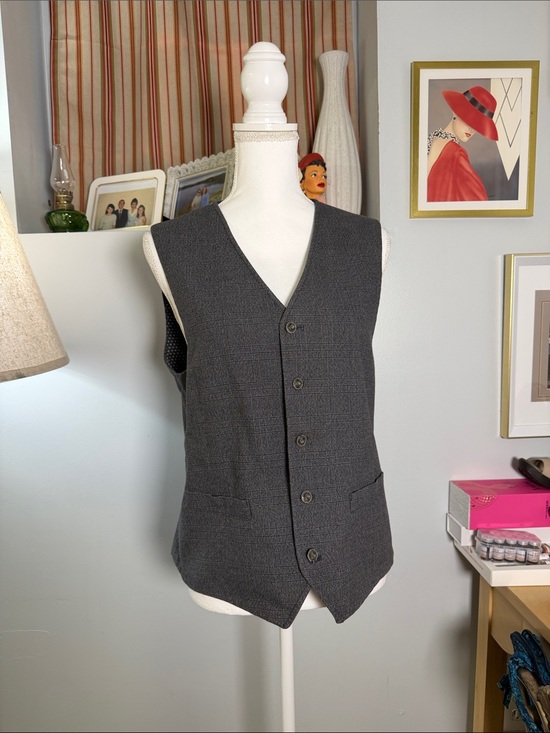 Other - Men's Grey Textured Button Vest